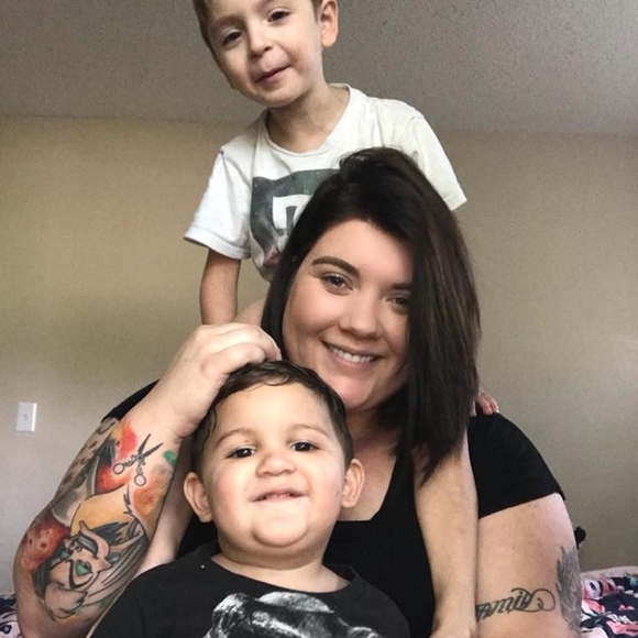 Meet your Posher, Alisha - Picture 1 of 1